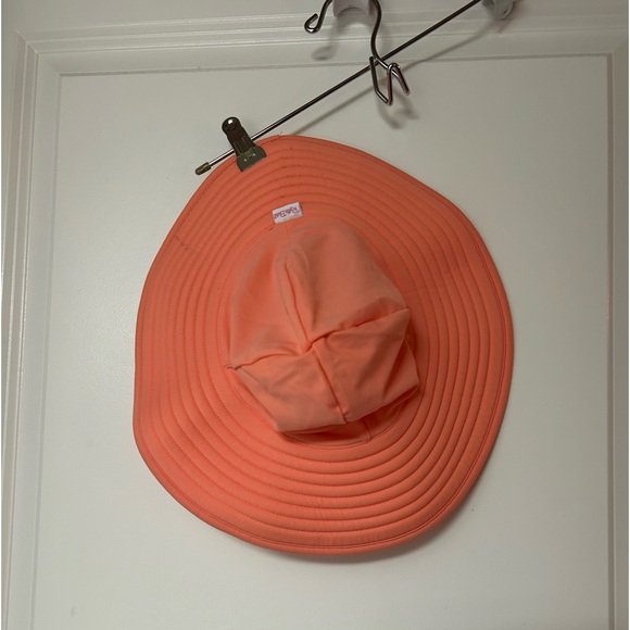 RUFFLE BUTTS • Kids Coral Sun Swim Hat • 3- 5T • - Picture 1 of 7